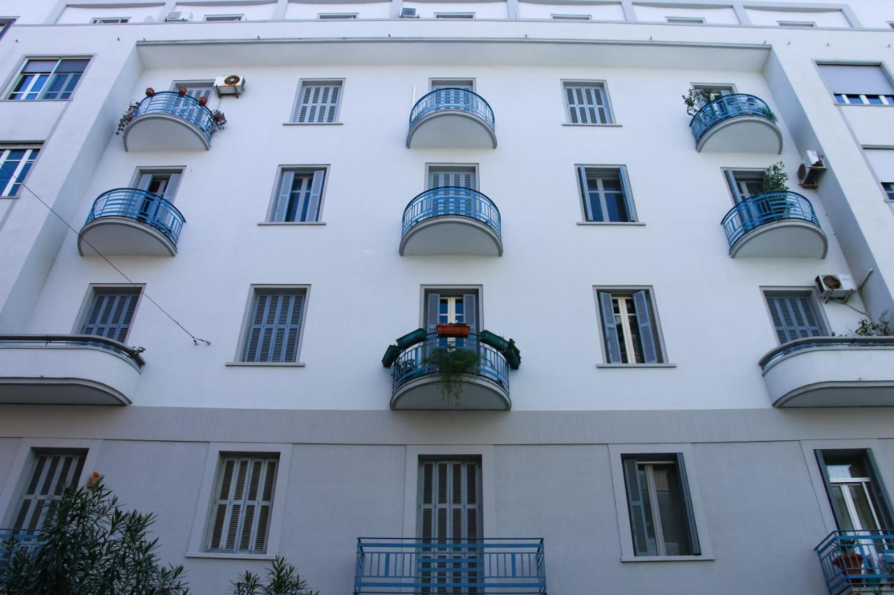 Putignani 210 Apartment Бари Екстериор снимка